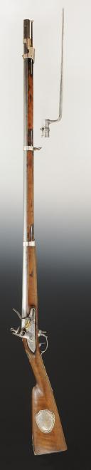 Photo 2 : FUSIL DE RÉCOMPENSE POUR LES TROUPES À PIED ROYALISTES S'ÉTANT DISTINGUÉES PENDANT LES CAMPAGNE CONTRE LA RÉVOLUTION, attribué à François DOUCERÉ, modèle 1817, Restauration. 32228