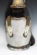 Photo 3 : ENSEMBLE CASQUE ET CUIRASSE DE CUIRASSIERS DE LA GARDE IMPÉRIALE, modèle 1854, Second Empire. 29300