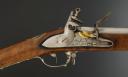 Photo 4 : FUSIL DE RÉCOMPENSE POUR LES TROUPES À PIED ROYALISTES S'ÉTANT DISTINGUÉES PENDANT LES CAMPAGNE CONTRE LA RÉVOLUTION, attribué à François DOUCERÉ, modèle 1817, Restauration. 32228