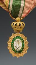 Photo 4 : BORDEAUX CITY ARMLET DECORATION, miniature, Restoration period. 29836.