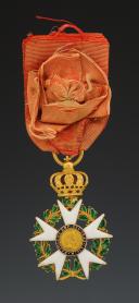 Photo 2 : GOLDEN EAGLE OF THE LEGION OF HONOR, third type 1806-1808, First Empire. 30272