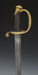 Photo 3 : SABRE D'OFFICIER D'INFANTERIE, modèle 1845, Deuxième République - Second Empire. 28497