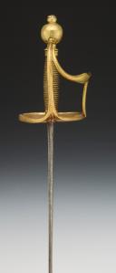 Photo 3 : SABRE D'OFFICIER DE GRENADIER D'INFANTERIE OU DE DRAGON, modèle de 1750, Ancienne Monarchie, règne de Louis XV, vers 1770. 34673
