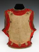 Photo 11 : CASQUE, CUIRASSE, GILET DE MATELASSURE, ÉPAULETTES ET AIGUILLETTES TROUPE DE L'ESCADRON DES CENT-GARDES DE L'EMPEREUR NAPOLÉON III, Second Empire. 33563