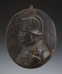 NAPOLÉON Ier : médaillon en bronze patiné, Seconde moitié du XIXème siècle. 29246-51