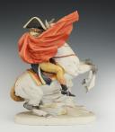 Photo 3 : BONAPARTE PREMIER CONSUL FRANCHISSANT LE GRAND SAINT-BERNARD : Biscuit polychromé XXème siècle. 33440