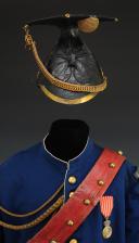 Photo 4 : UNIFORME D'OFFICIER DE LANCIERS DE LA GARDE IMPÉRIALE EN PETITE TENUE, modèle 1856, Second Empire. 26893