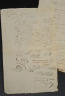 Photo 4 : Garde Impériale. CHASSEURS À PIED. Trois documents : une demande pour un changement de Corps du Caporal Hubert MICHAUD (1808), une facture et un certificat de blessure (1811). 18907-19