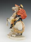 Photo 4 : BONAPARTE PREMIER CONSUL FRANCHISSANT LE GRAND SAINT-BERNARD : Biscuit polychromé XXème siècle. 33440