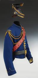 Photo 6 : UNIFORME D'OFFICIER DE LANCIERS DE LA GARDE IMPÉRIALE EN PETITE TENUE, modèle 1856, Second Empire. 26893