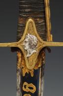 Photo 7 : OFFICER'S SABER OF THE FOOT GRENADIERS OF THE IMPERIAL GUARD, First Empire, 1804-1814. 32555-1
