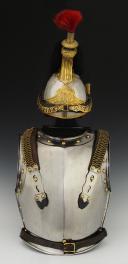 ENSEMBLE CASQUE ET CUIRASSE DE CUIRASSIERS DE LA GARDE IMPÉRIALE, modèle 1854, Second Empire. 33445