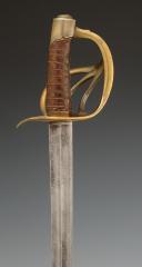 Photo 4 : SABRE DE CUIRASSIERS, modèle an XI, provenant du champ de bataille de Waterloo, Premier Empire. 33948