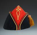 Photo 4 : BONNET DE POLICE TROUPE DES GUIDES DE LA GARDE IMPÉRIALE, modèle 1860 à soufflet, Second Empire. 27086