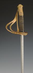 Photo 6 : SABRE D'OFFICIER DE CAVALERIE LÉGÈRE, modèle 1883, Troisième République. 29506