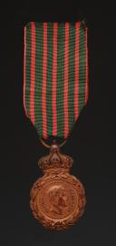 MÉDAILLE DE SAINTE-HÉLÈNE, modèle 1857, modèle bronze, Second Empire. 26423