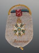 Photo 2 : PORTE-MONNAIE "LÉGION D'HONNEUR"  TISSÉ EN PERLES, Second Empire. 34548