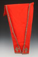 Photo 2 : BASQUE D'UNIFORME D'OFFICIER, Restauration. 32210