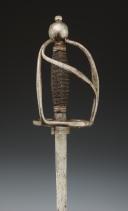 Photo 4 : CAVALRY OR DRAGOON OFFICER'S SABER, model 1767, Old Monarchy period (1767-1783). 28824.