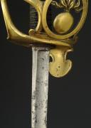 Photo 14 : SABER OF HORSE GRENADIERS, DRAGONS OR ELITE GENDARMERY OF THE IMPERIAL GUARD, third model (1810), First Empire. 26843/17068