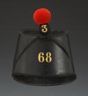 SHAKO DE TENUE DE CAMPAGNE D'UN OFFICIER DU 68ème RÉGIMENT D'INFANTERIE DE LIGNE, 1er bataillon, 3ème compagnie, modèle 1872, Troisième République. 27900