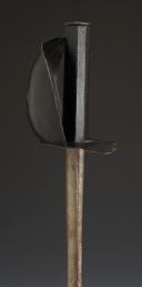 Photo 5 : SABRE D'ABORDAGE POUR ENFANT, modèle 1833, Monarchie de Juillet - Second Empire. 32171