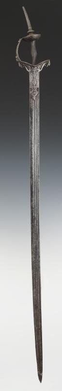 Photo 8 : SABRE « FIRANGHI » À LAME EUROPÉENNE, Inde du Sud, XVIIème siècle. 30824