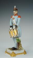 Photo 2 : TAMBOUR D'INFANTERIE DE L'ARMÉE DE GARIBALDI, Armée Italienne 1866 : figurine en porcelaine XXème siècle.