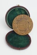 Photo 2 : MEDAL FOR AN AWARD OF HONOR FOR FIREFIGHTERS OFFERED BY SENATOR BOIVIN-CHAMPEAUX, Third Republic, 25353