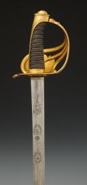Photo 8 : SABRE DES GARDES DU CORPS DU ROI, modèle 1814, Restauration. 33466