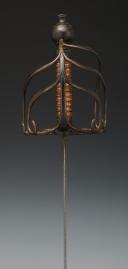 Photo 6 : SABRE D'OFFICIER DE LA GENDARMERIE DE FRANCE, 2ème COMPAGNIE ANGLAISE, Ancienne Monarchie, vers 1780-1788. 34716