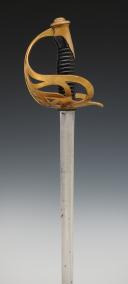 Photo 4 : SABRE D'OFFICIER DE CAVALERIE, modèle 1883 de fantaisie, Troisième République. 29212