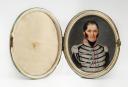 Photo 2 : LIEUTENANT OF THE KING'S BODYGUARD: Miniature portrait, Restoration period, 1820-1830. 31170