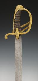 Photo 8 : SABRE D'OFFICIER ATTRIBUÉ AU COMTE DE LUSSAC COMMANDANT DE L'ESCADRON DES CHEVAU-LÉGERS DE LA MAISON DU ROI, Restauration. 29060