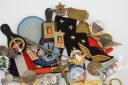 Photo 2 : LOT OF MILITARY BADGES AND PATCHES, Fourth and Fifth Republics. 26416-13