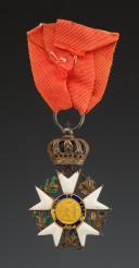 Photo 2 : SILVER EAGLE OF THE LEGION OF HONOR BELONGING TO MARSHAL OUDINOT, third type 1806-1808, First Empire. 32257