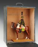 Photo 13 : LEPELTIER DANIEL : MANNEQUIN MINIATURE À CHEVAL REPRÉSENTANT UN HUSSARD DU 7ème RÉGIMENT Premier Empire, XXème siècle. 30451