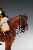 Photo 9 : LEPELTIER DANIEL : MANNEQUIN MINIATURE À CHEVAL REPRÉSENTANT UN HUSSARD DU 7ème RÉGIMENT Premier Empire, XXème siècle. 30451