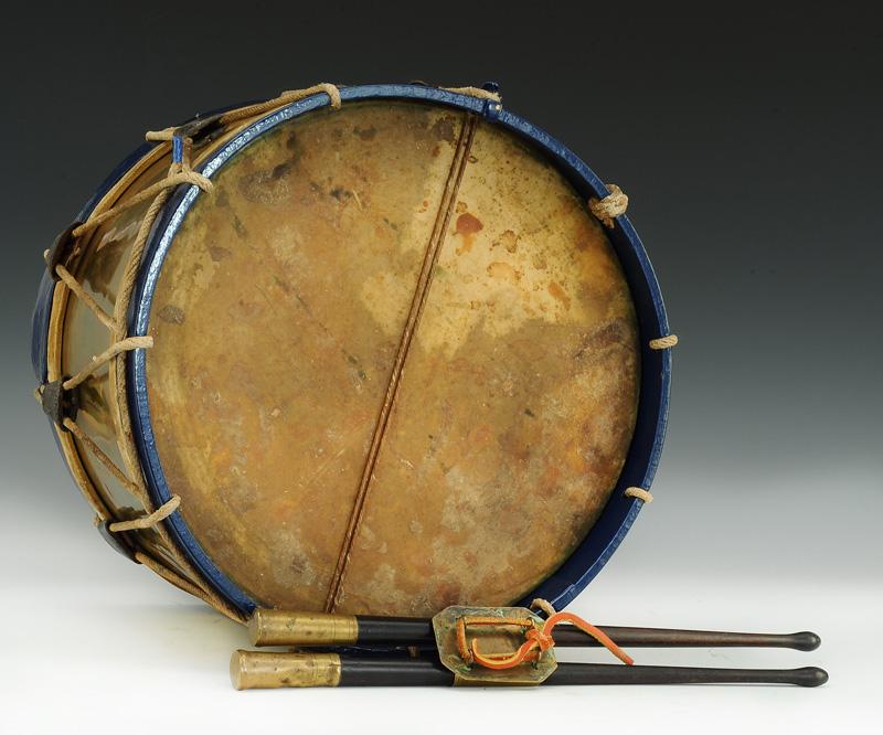 Tambour de fanfare avec baguette bois - Diam 21cm - Décors du monde