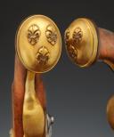 Photo 12 : PAIRE DE PISTOLETS DES GARDES DU CORPS DE LA COMPAGNIE DE NOAILLES, MAISON MILITAIRE DU ROI, second modèle 1816, Seconde Restauration. 30012