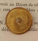 Photo 2 : BOUTON D'OFFICIER DES TROUPES À PIED DE LA GARDE IMPÉRIALE, Premier Empire. 20737-50