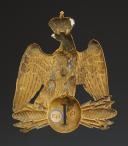Photo 2 : PLAQUE DE SHAKO TROUPE DU 1er RÉGIMENT D'INFANTERIE, modèle 1860, Second Empire. 33845