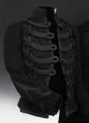 Photo 2 : DOLMAN model of April 22 1878 AND OFFICER'S PELISSE, Third Republic. 31665C