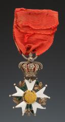 Photo 3 : KNIGHT'S CROSS OF THE LEGION OF HONOR, 1815-1830, luxury manufacturing with diamonds on the crown, Second Restoration. 30395.