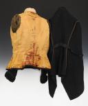 Photo 5 : DOLMAN model of April 22 1878 AND OFFICER'S PELISSE, Third Republic. 31665C
