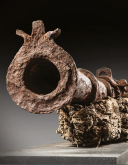 Veuglaire sur son affût  France (trouvé dans la Dordogne), milieu du XVe siècle.  vente publique : TENTATION° 3 Jeudi 22 mai 2025 - 18h Drouot - salle 9  : Giquello et associés