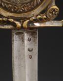 Photo 8 : SABRE DE RÉCOMPENSE ET PLAQUE DE CEINTURON, DIT « DES PAROISSES », donnés à François-Pierre DAUGUET, Capitaine au corps de Basse Normandie de l'Armée Royale de l'Ouest, modèle 1816, Restauration. 29991