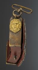Photo 2 : COFFRET DE GIBERNE DE GRAND UNIFORME D'OFFICIER DES DRAGONS DE LA GARDE ROYALE, modèle 1816, Restauration, Règne de Charles X. 33811