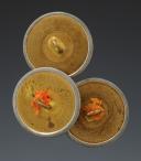 Photo 2 : THREE MUSKETEER BUTTONS FROM THE 2nd COMPANY OF THE KING'S HOUSE (Black Musketeers), 1814 model, Restoration period. 30374-8