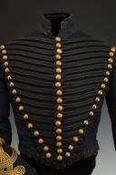 Photo 2 : DOLMAN DE CHEF D'ESCADRON DU 6ème RÉGIMENT DE HUSSARDS, modèle 1852, Second Empire. 33767